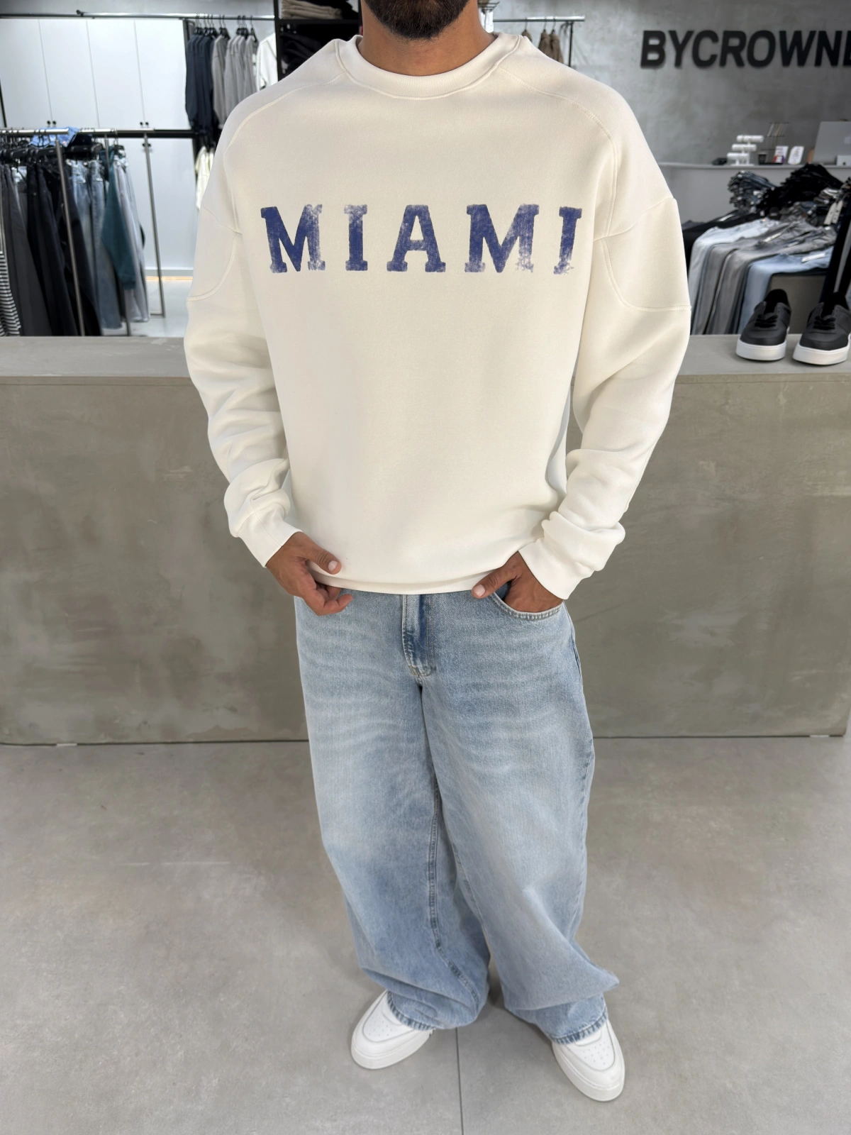 Beyaz Miami Yıkamalı Oversize Sweat
