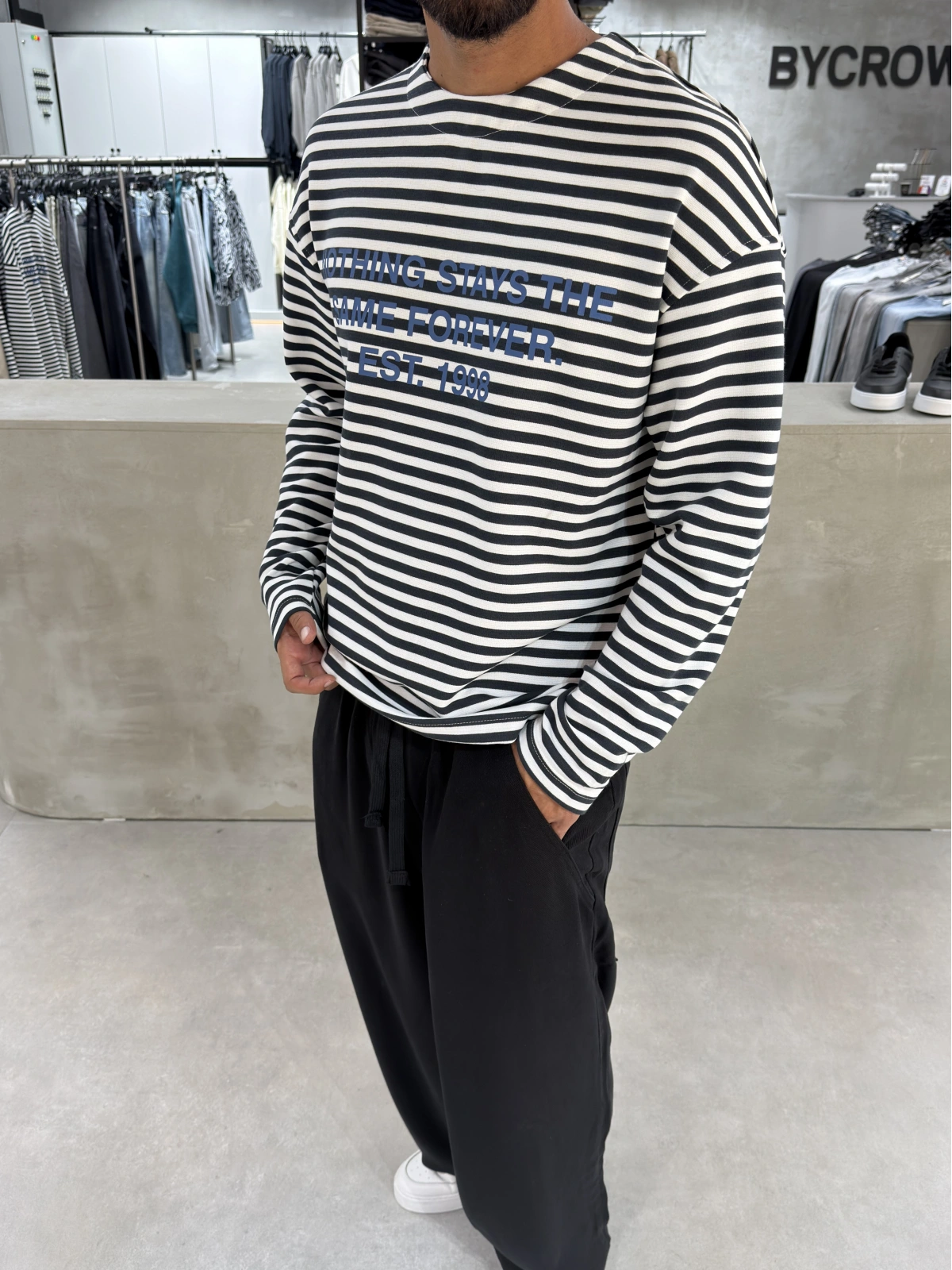 Siyah Çizgili Nothing Oversize Sweat
