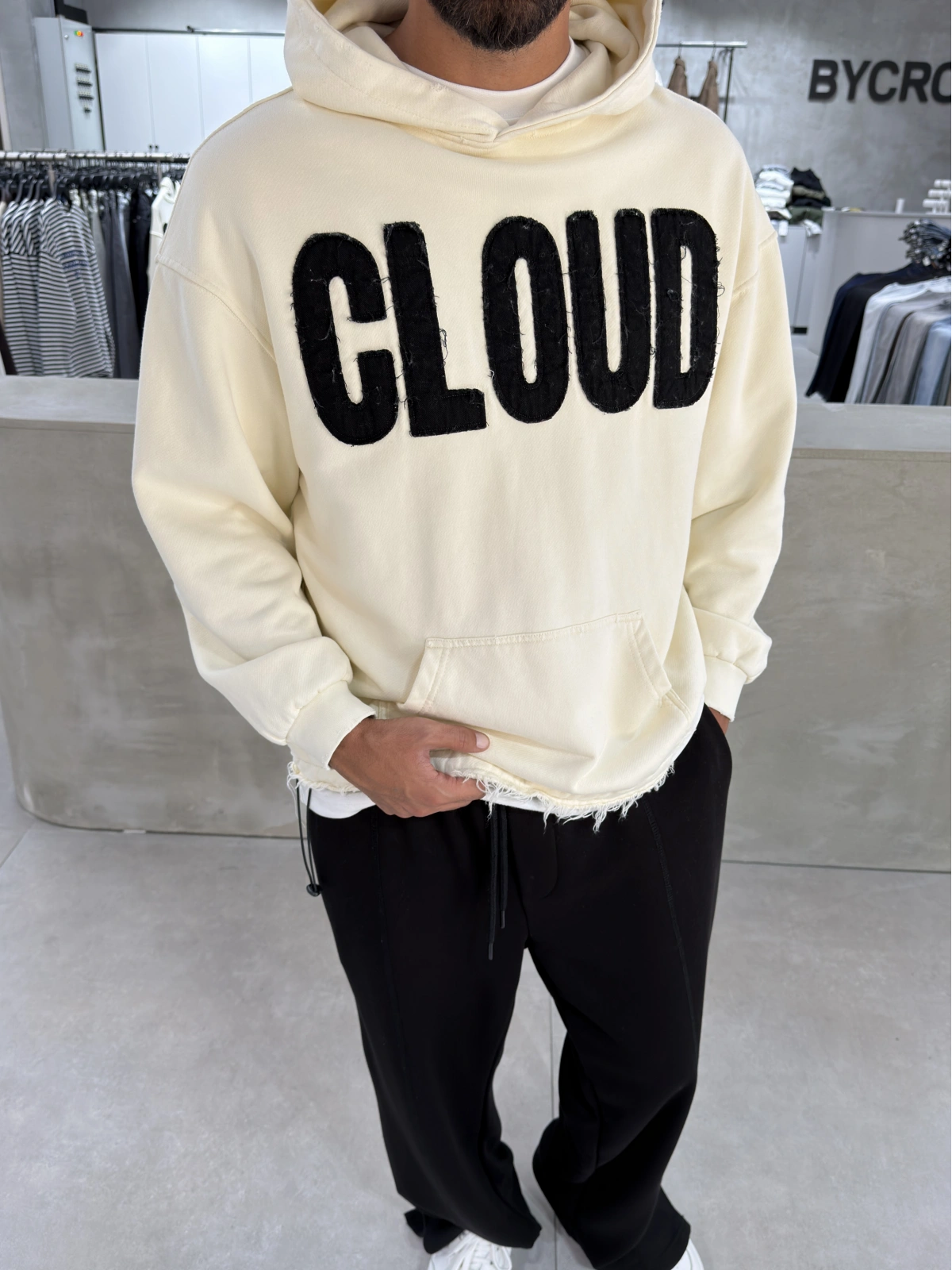 Krem Cloud Baskılı Oversize Sweat