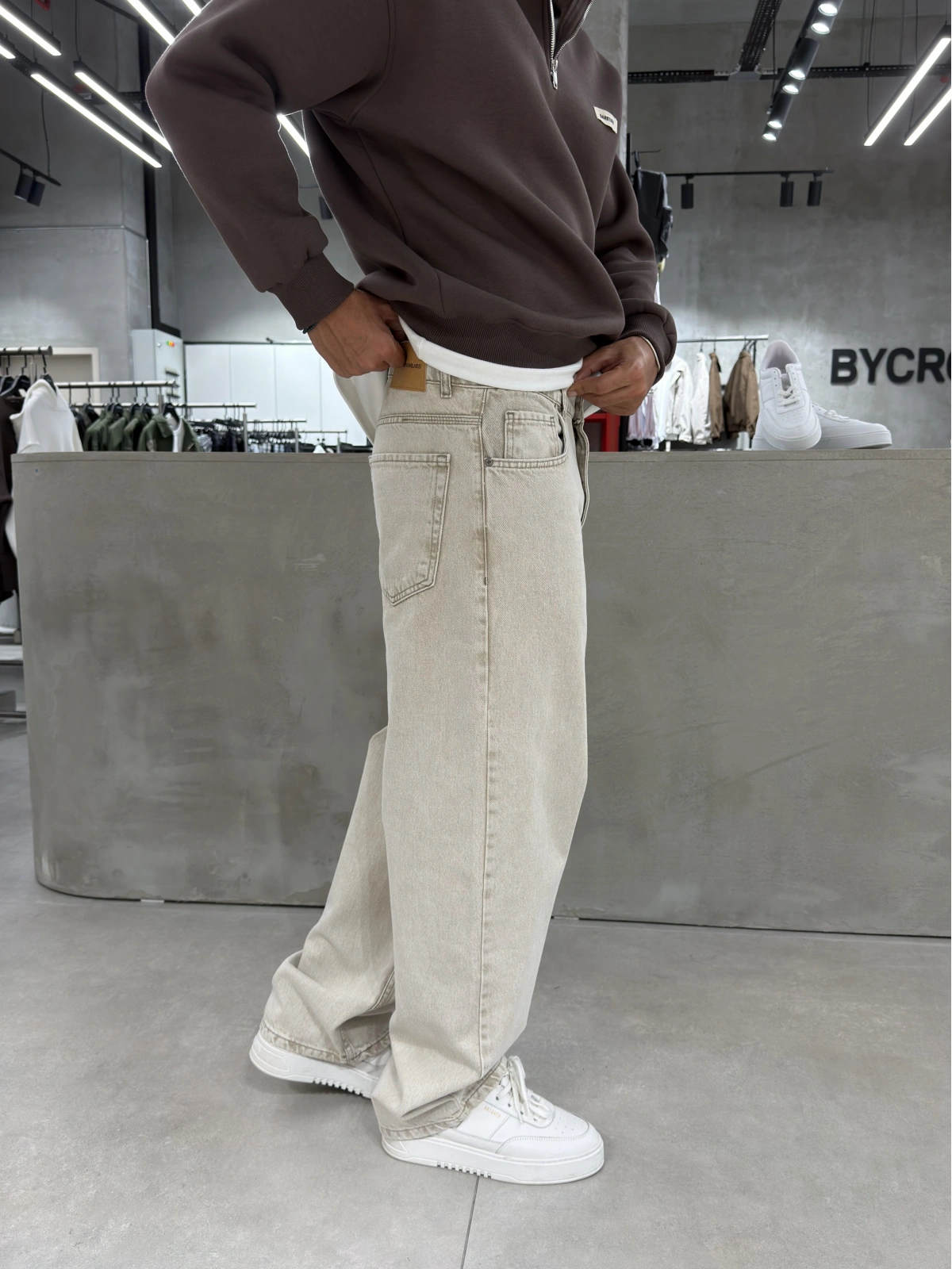 Açık Bej Yıkamalı Bol Kalıp Baggy Jean