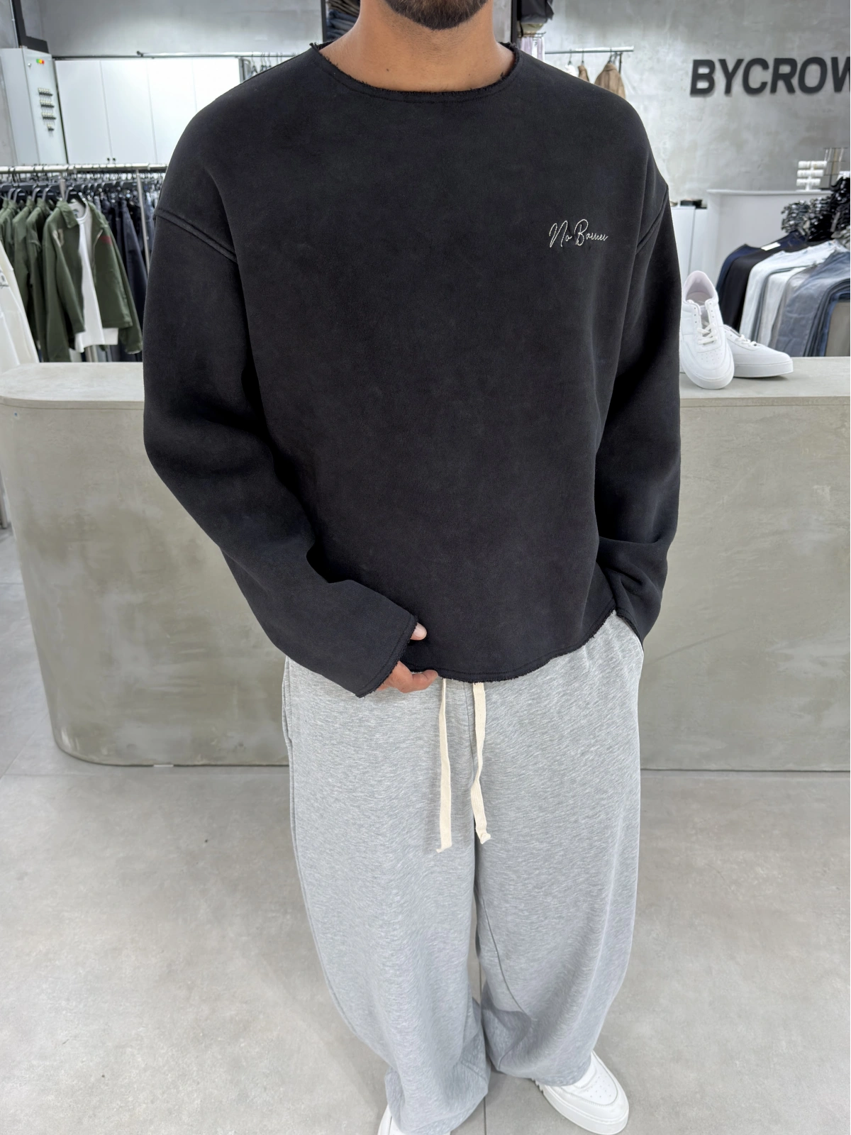 Siyah Yıkamalı Baskılı Oversize Sweat