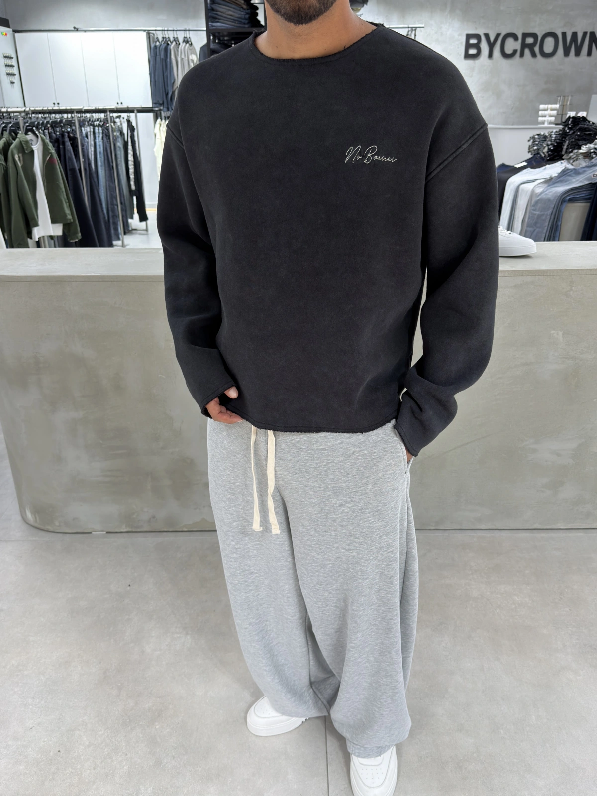 Siyah Yıkamalı Baskılı Oversize Sweat