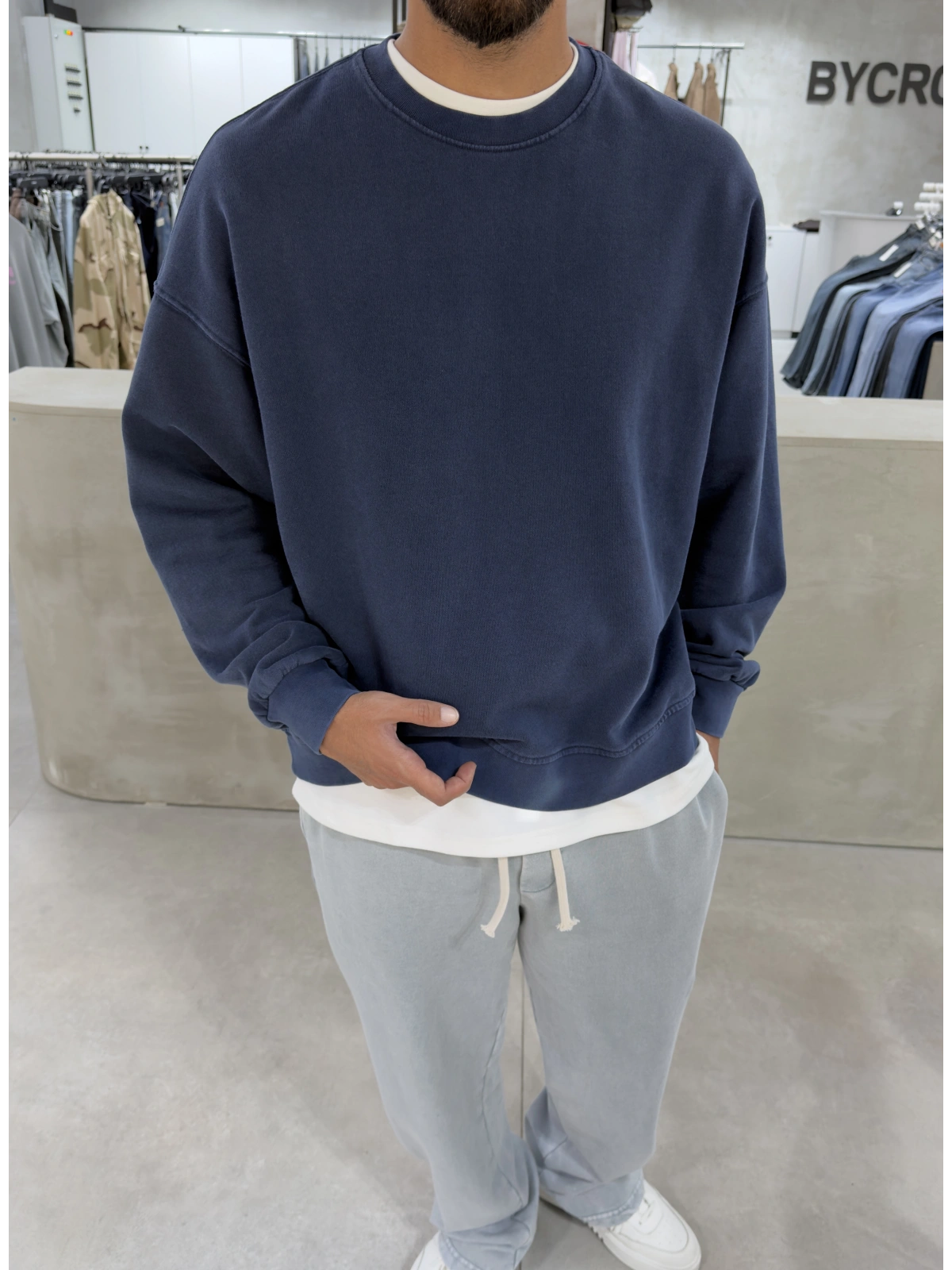 Lacivert Yıkamalı Bisiklet Yaka Oversize Sweatshirt