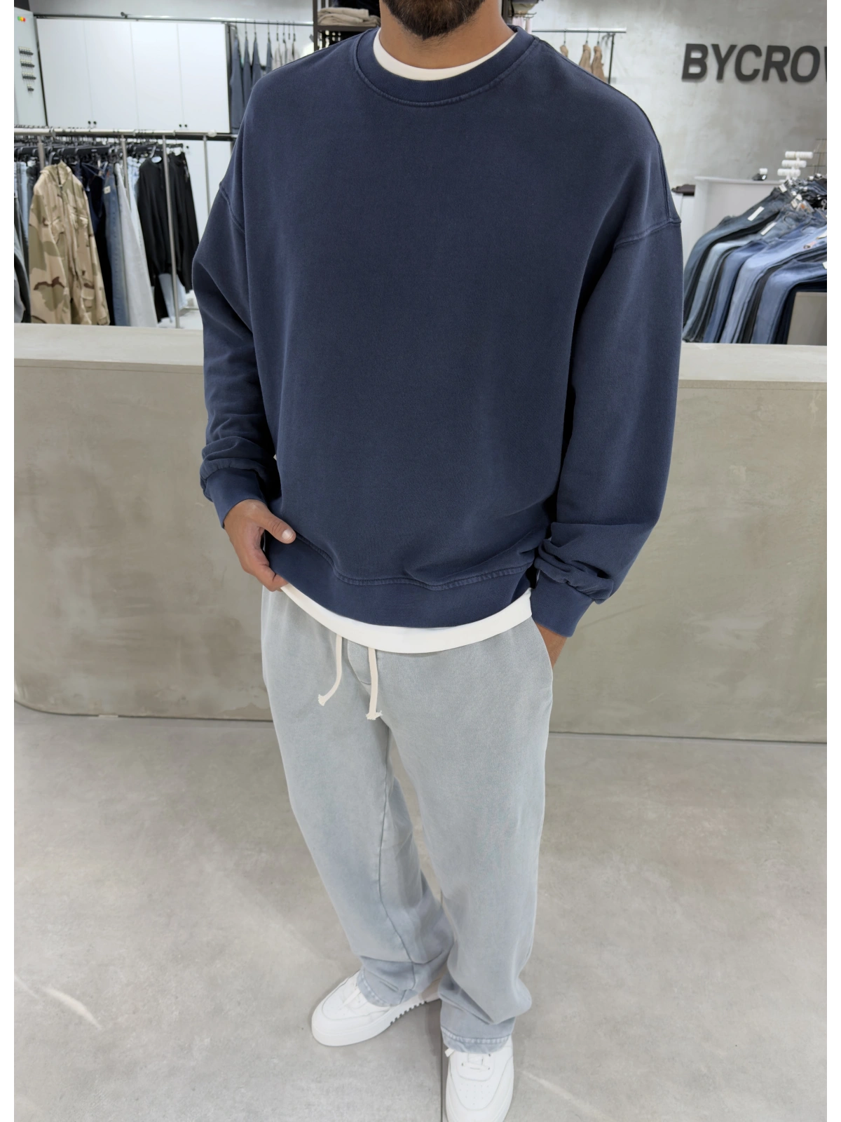 Lacivert Yıkamalı Bisiklet Yaka Oversize Sweatshirt