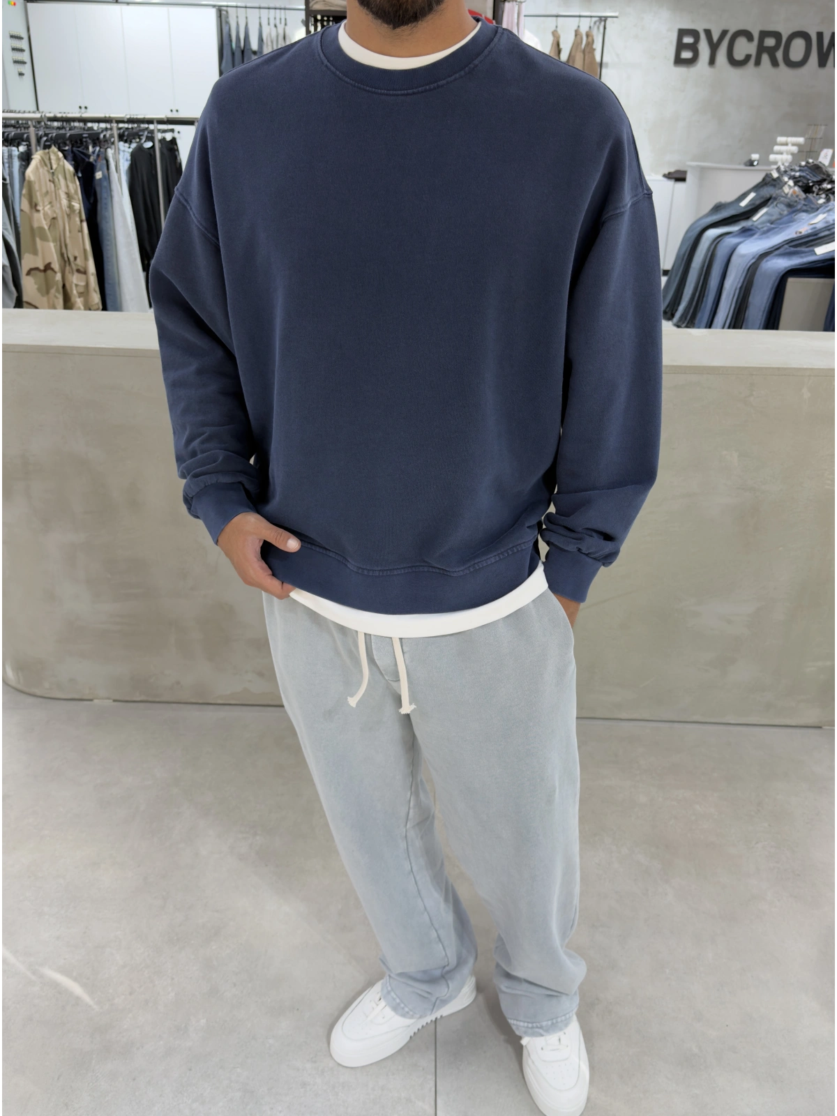 Lacivert Yıkamalı Bisiklet Yaka Oversize Sweatshirt