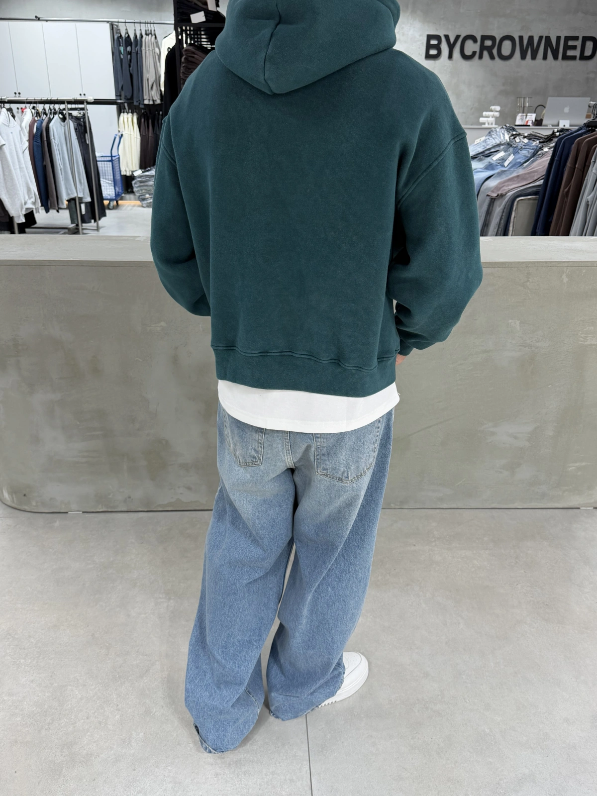Yeşil Yıkamalı Metal Tokalı Sweatshirt