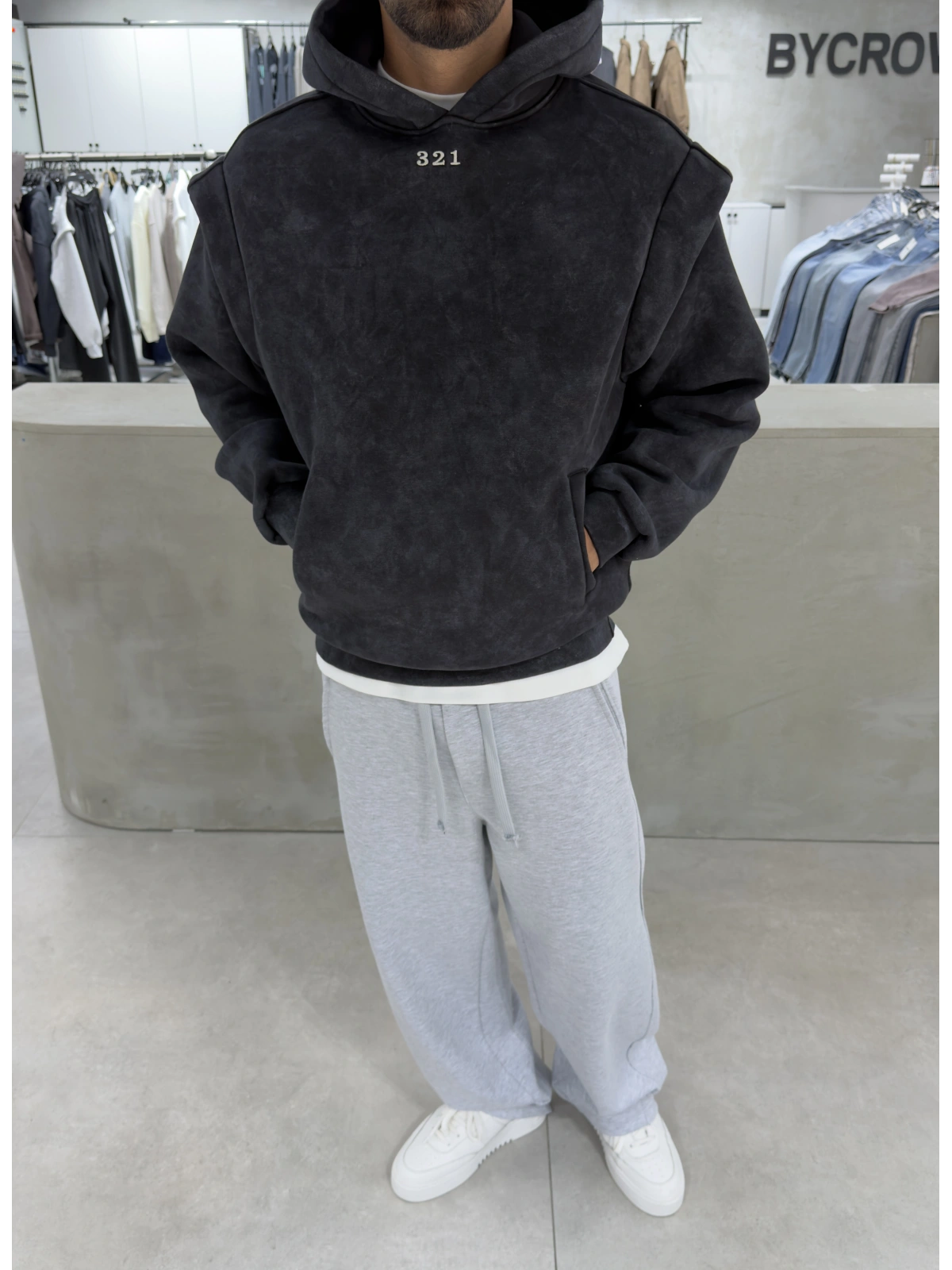 321 Siyah Yıkamalı Oversize Sweatshirt