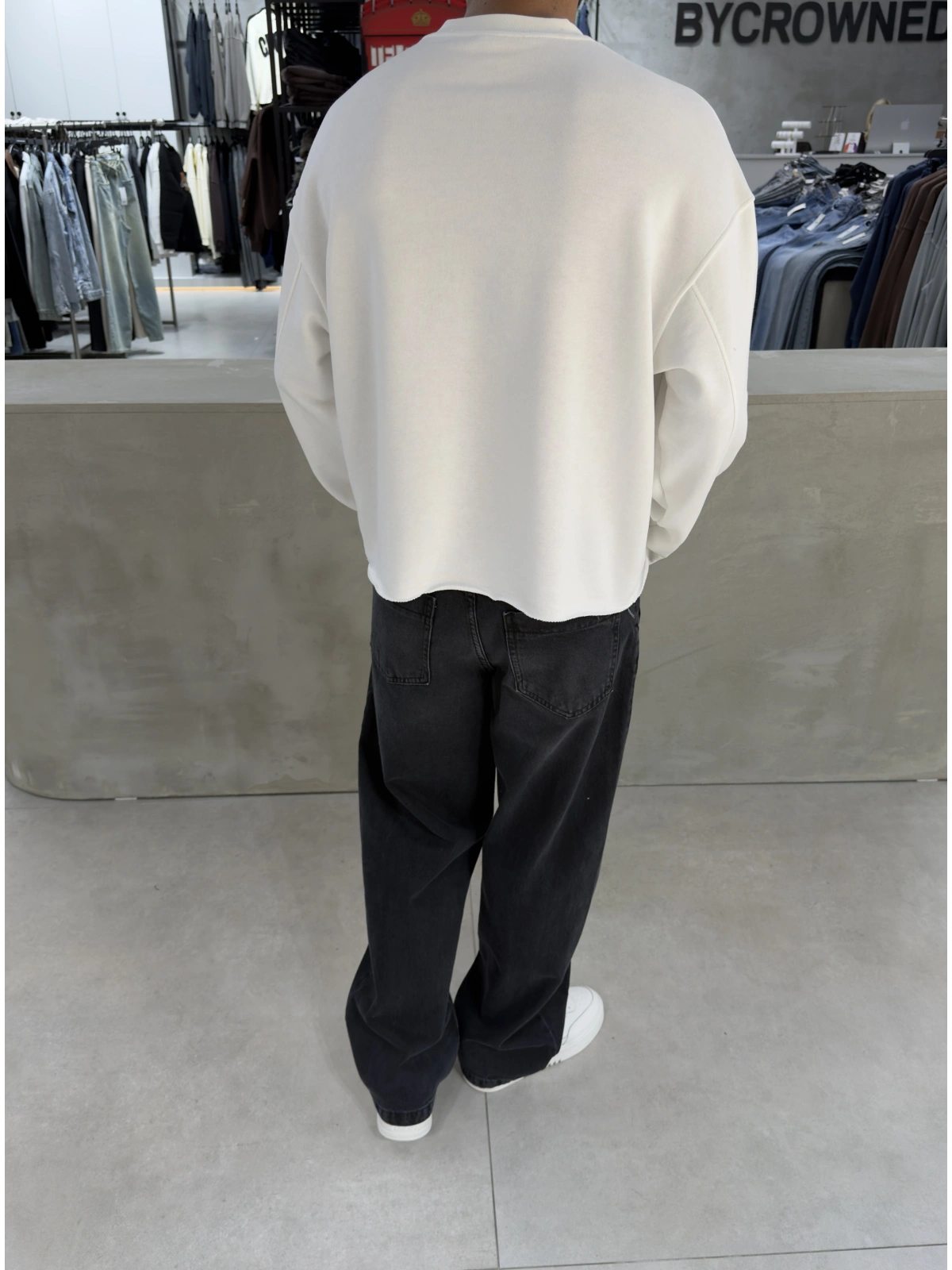Beyaz Yıkamalı Hear Oversize Sweatshirt