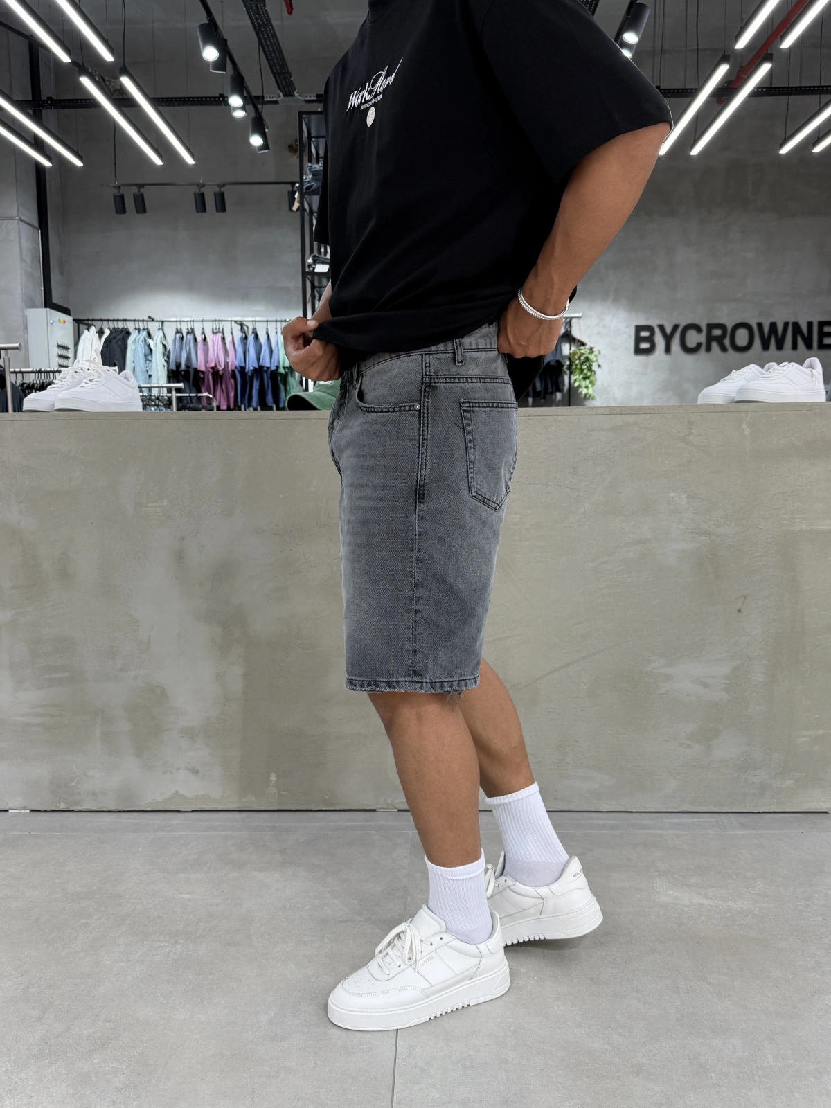 Antrasit Yıkamalı Effect Denim Şort