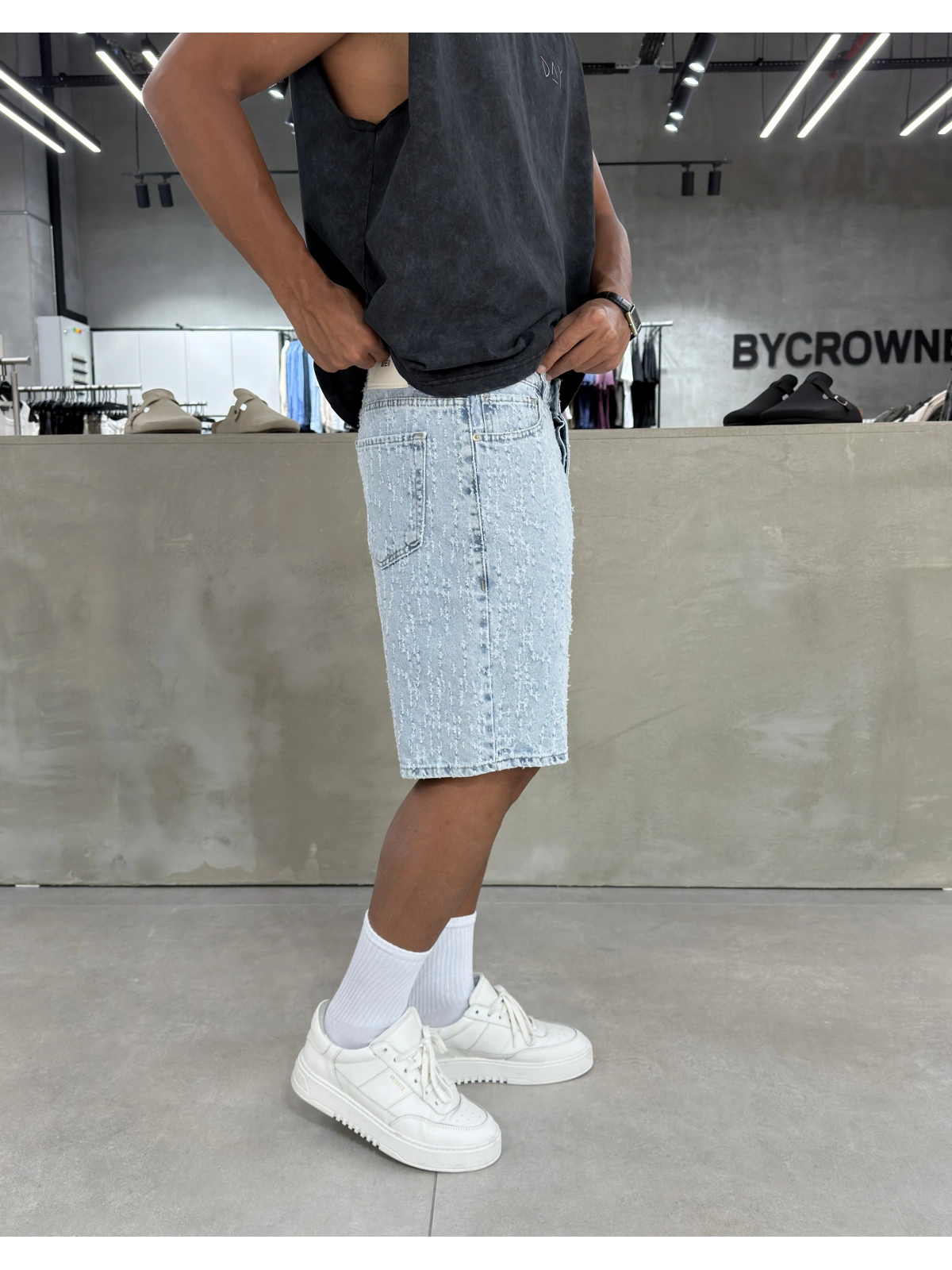 Buz Mavi Desenli Bol Kalıp Denim Şort