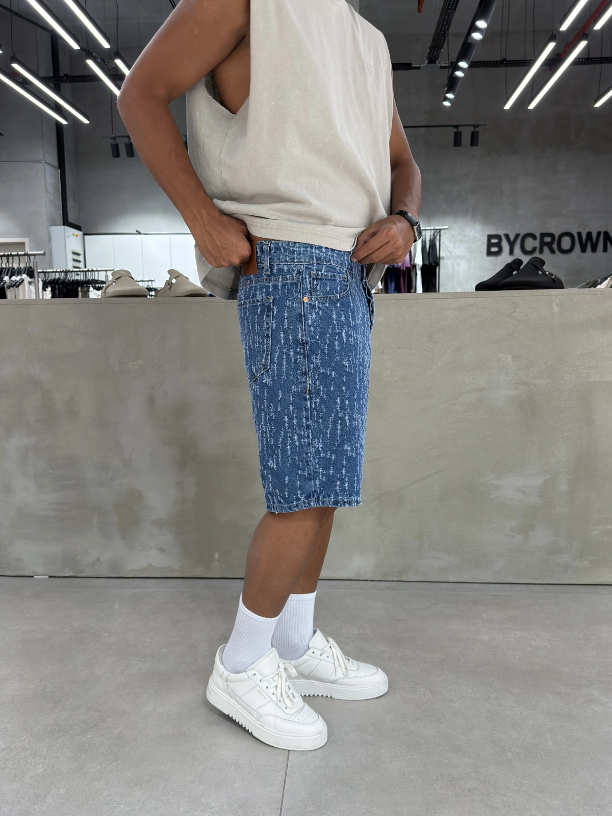 Mavi Desenli Bol Kalıp Denim Şort