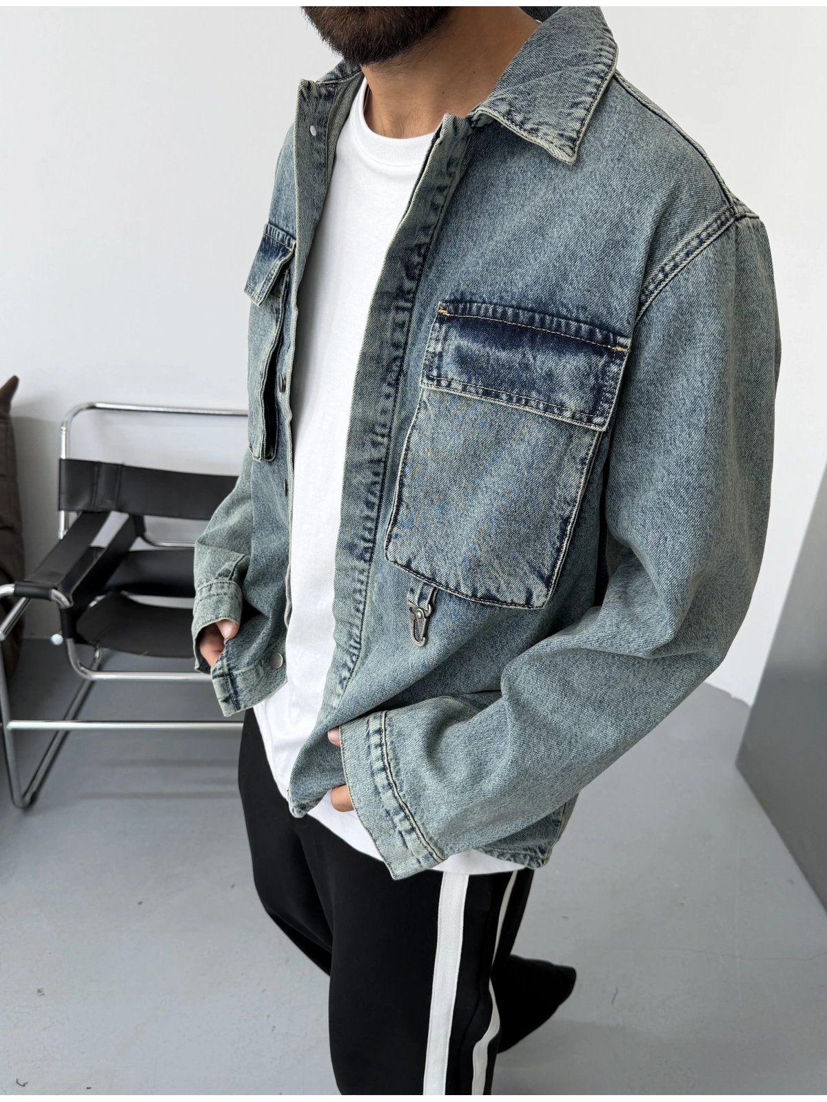 Mavi Eskitme Aksesuar Detay Denim Ceket