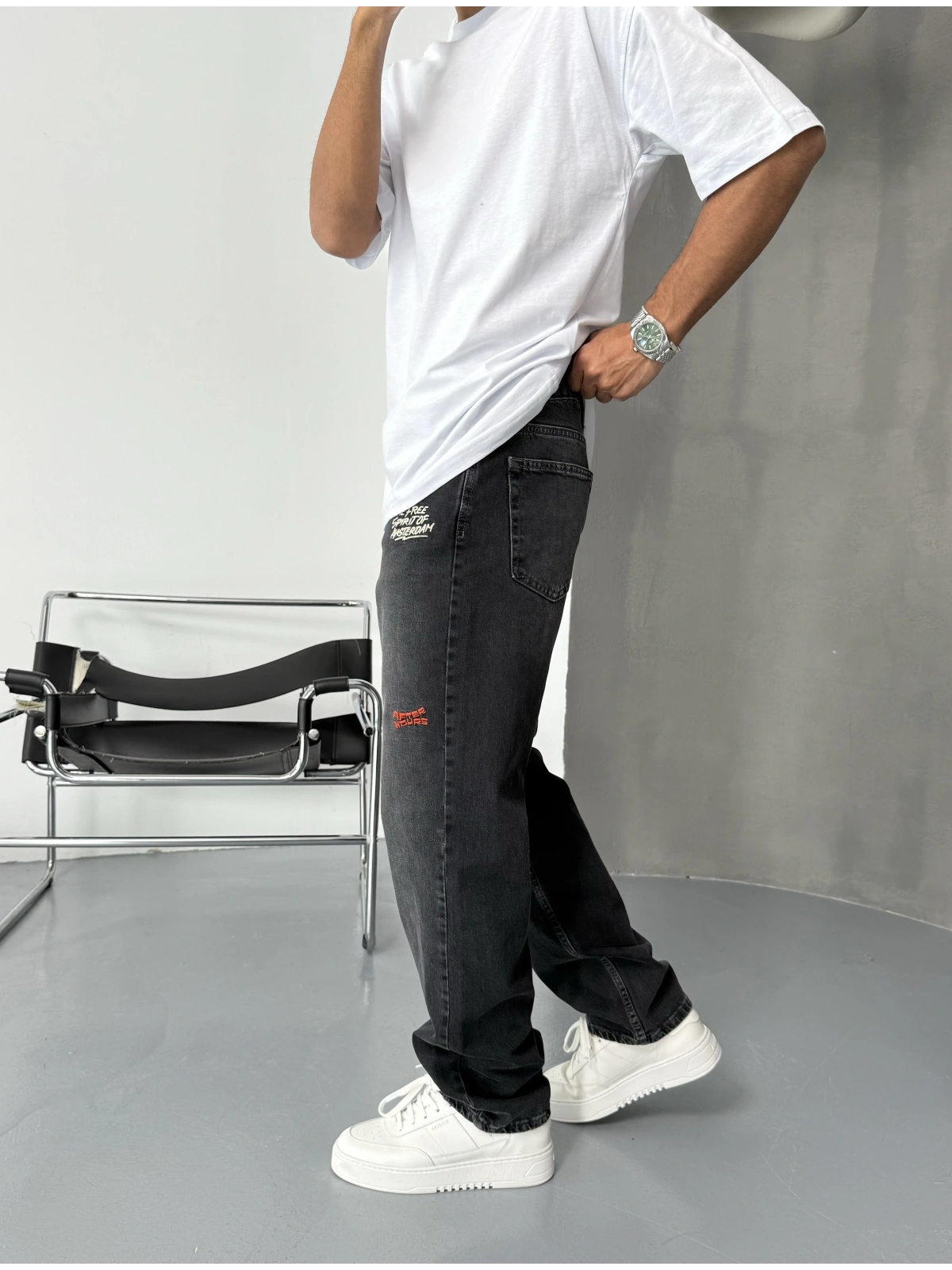 Siyah Cebi Nakışlı Baggy Jean