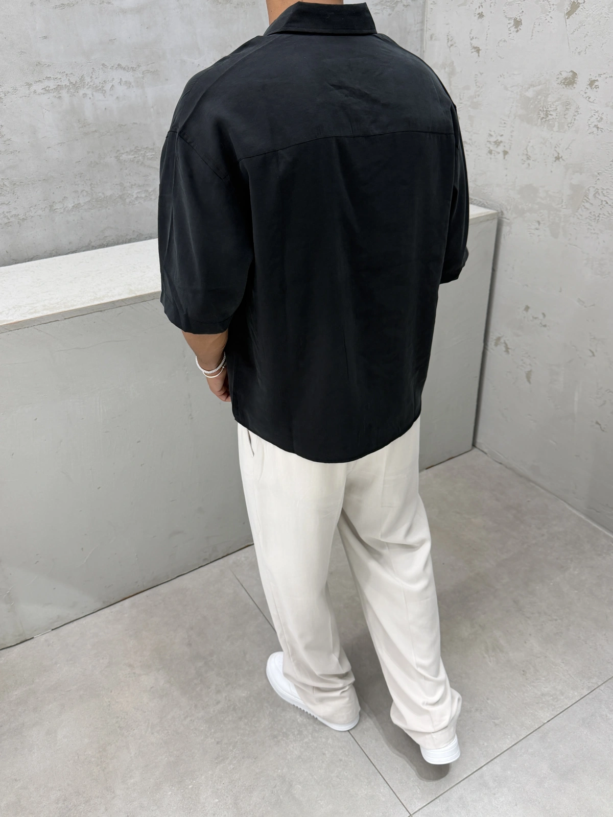 Siyah Modal Kısa Kollu Oversize Gömlek