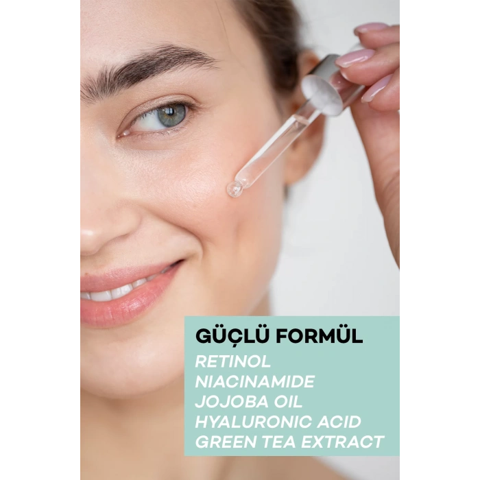 Siyah Nokta ve Sivilce Önlemeye Yardımcı Niacinamide + Retinol Serum 30ML