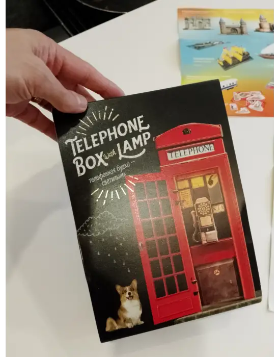 3d ışıklı Kırmızı telefon kutusu yapboz