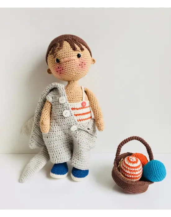 Amigurumi El Örgüsü Oyuncak Bebek