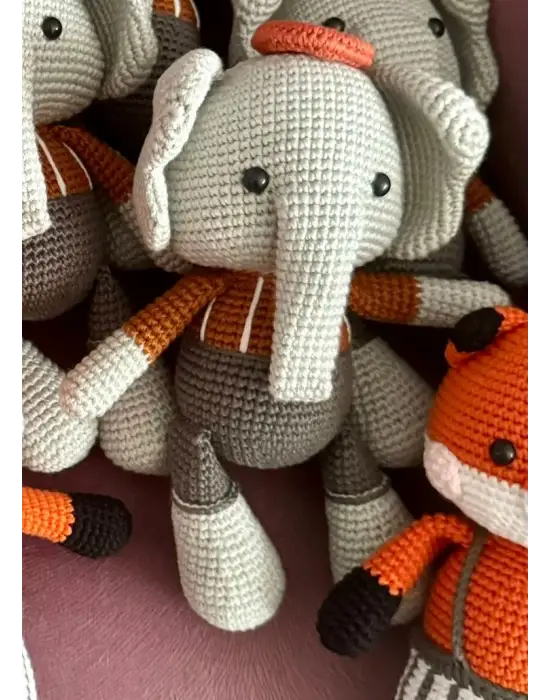 Amigurumi El Örgüsü Oyuncak Fil