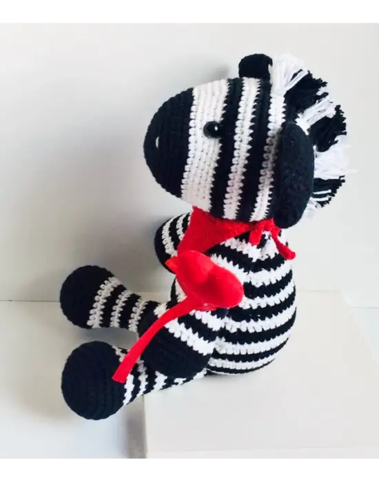 Amigurumi El Örgüsü Oyuncak Zebra