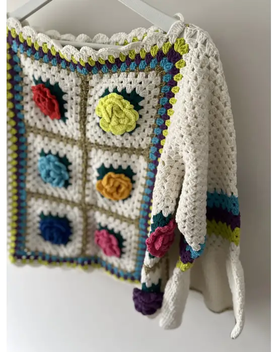 Sipraişe göre Üretilm El Örgüsü Bluz