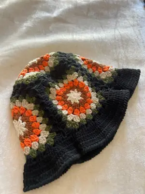 El Örgüsü Beanie Bucket Bere