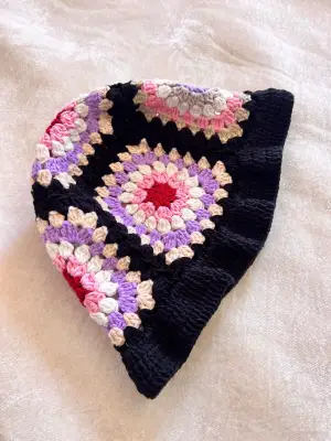 El Örgüsü Beanie Bucket Bere