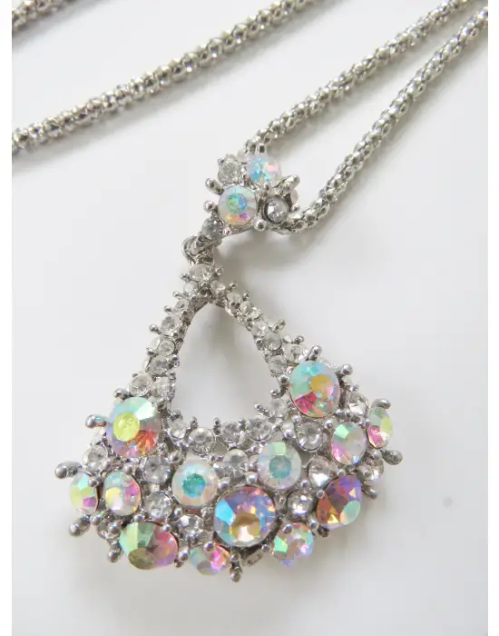 Renk Değiştiren Taşlı Bayan Kolye