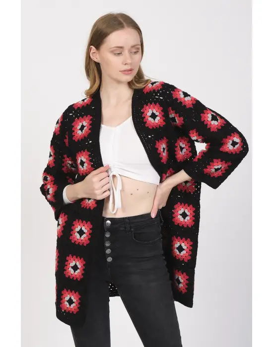 Tığ İşi El Örgüsü Kare Motifli Hırka