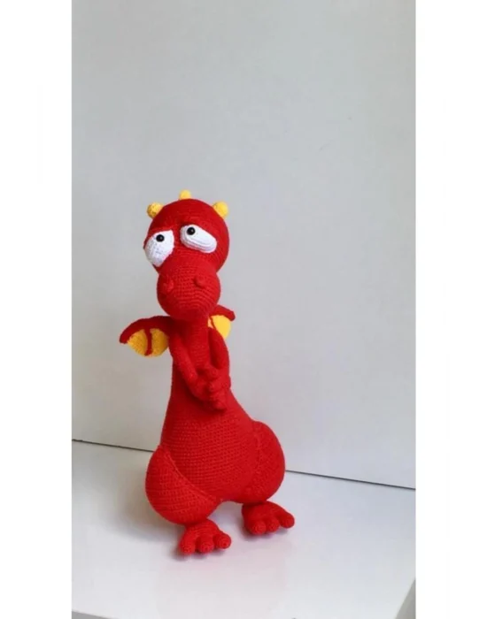 Uyku Arkadaşı Amigurumi El Örgüsü Ejderha