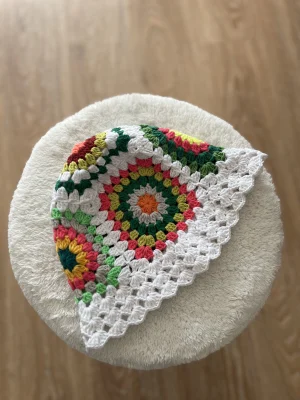 El Örgüsü Beanie Bucket Bere