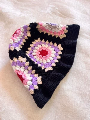 El Örgüsü Beanie Bucket Bere