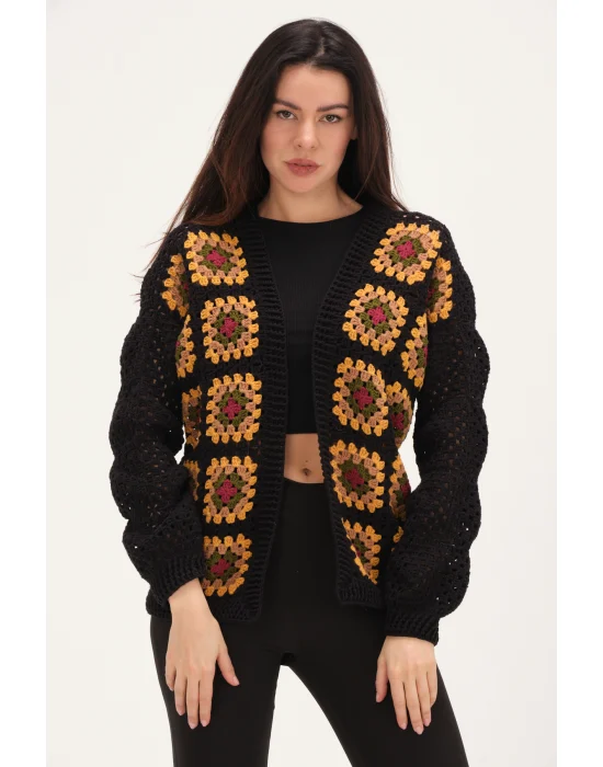 Siparişe Göre Hazırlanır Kare Motifli El Örgü Hırka