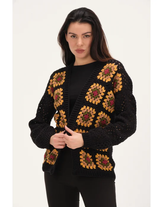 Siparişe Göre Hazırlanır Kare Motifli El Örgü Hırka