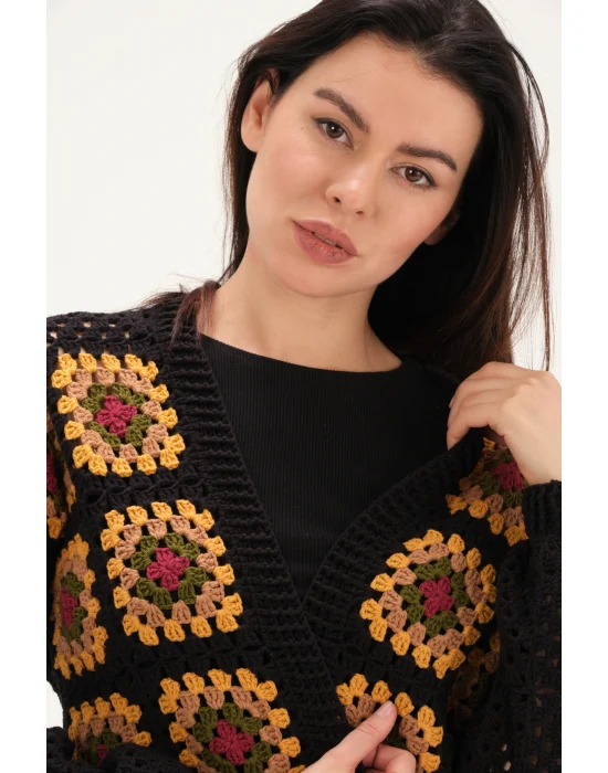 Siparişe Göre Hazırlanır Kare Motifli El Örgü Hırka