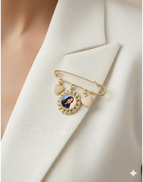 Anı İğnesi Kalp Detaylı