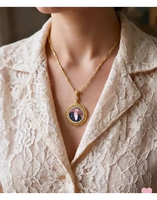 Kuyumcu model Anı Kolyesi