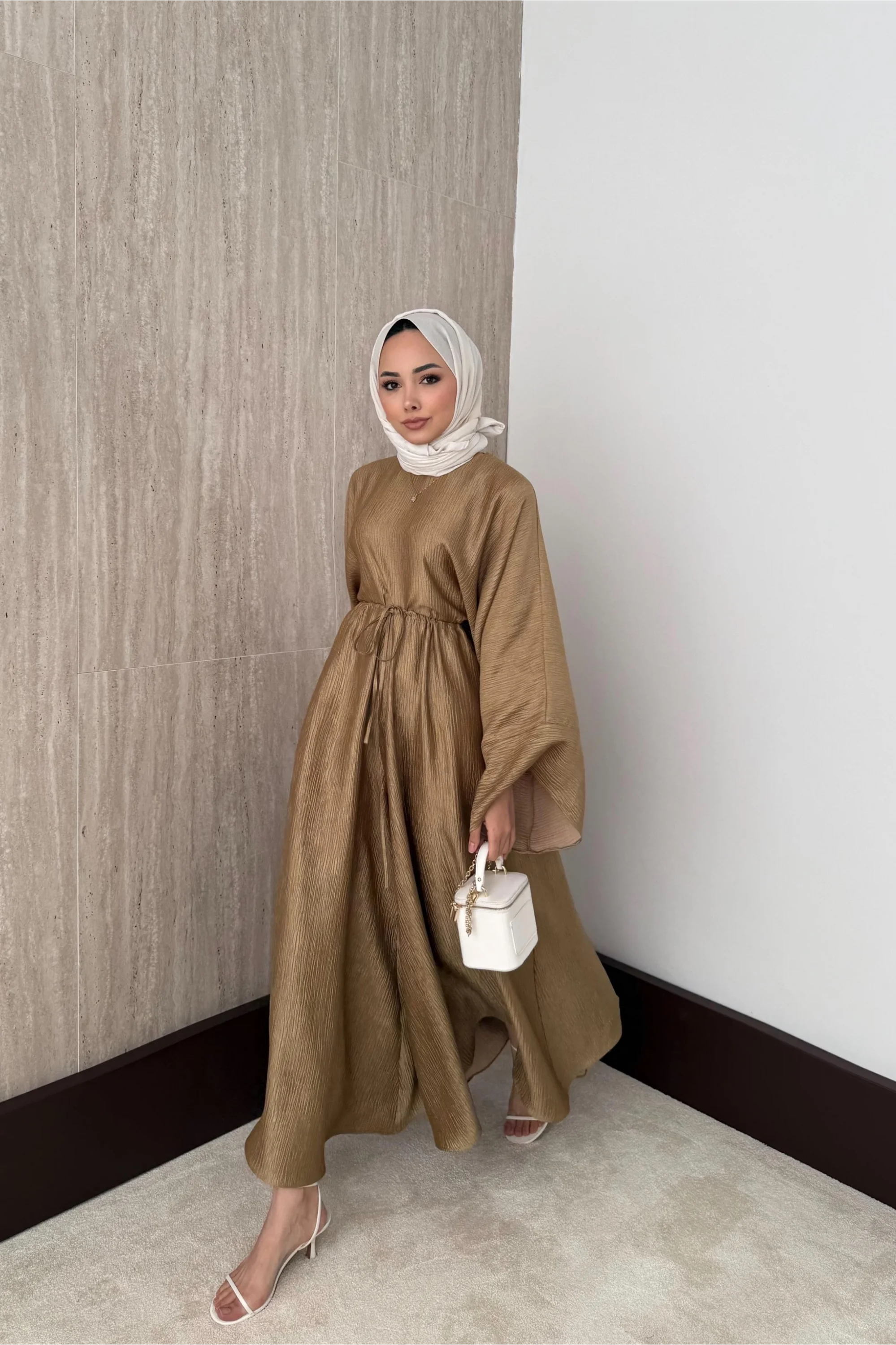 Jakarlı Saten Pantolonlu Takım - Gold