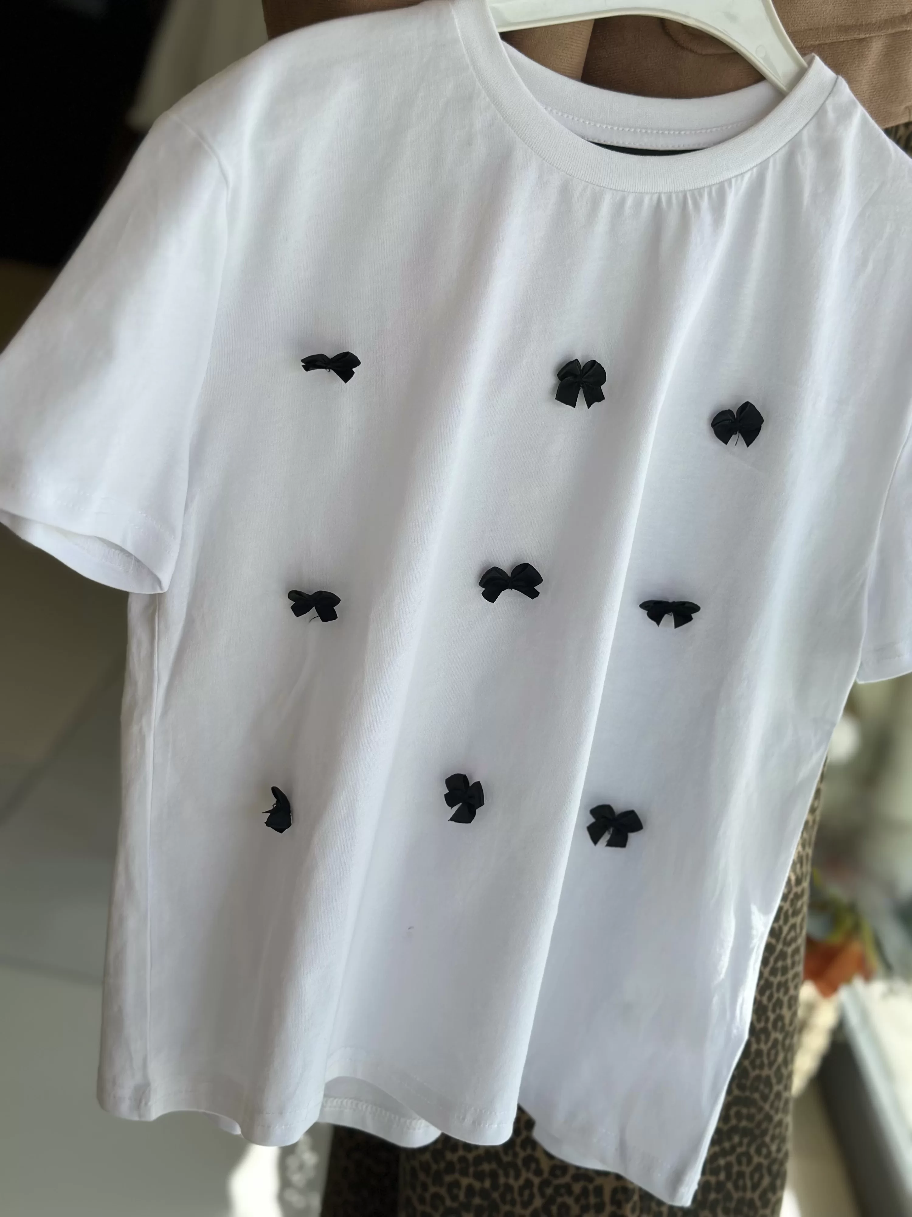 Fiyonklu T-shirt