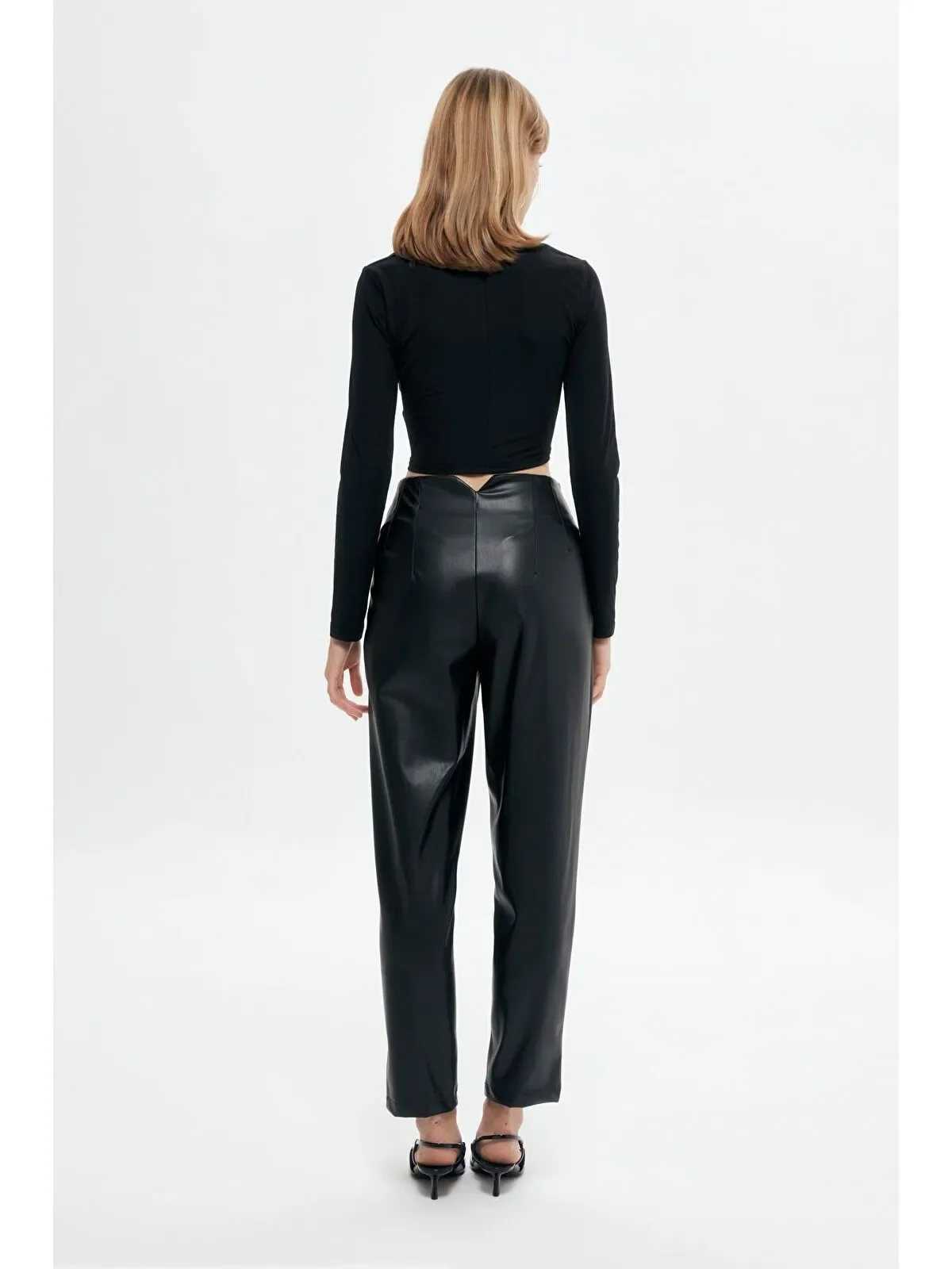 Pens Detaylı Deri Pantolon