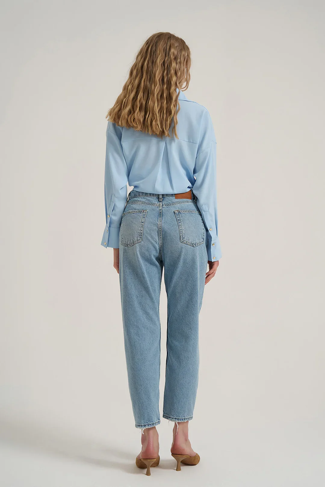 Yırtık Detaylı Denim Pantolon Buz Mavi