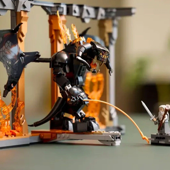 10367 Lego icons - Yüzüklerin Esi: Balrog™ lık Dekoru 1201 parça +18 yaş