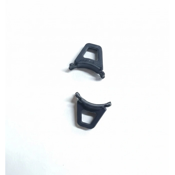 16 Pro Max Çiçekli Kılıf Bağlama Aparatlı Siyah