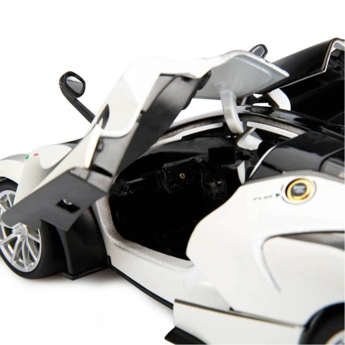 16012 Sunman 1:18 Ferrari FXX K Evo Model Araba