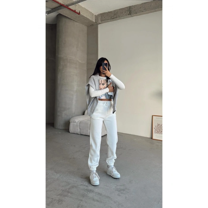 3 iplik şardonlu paça lastikli eşofman beyaz