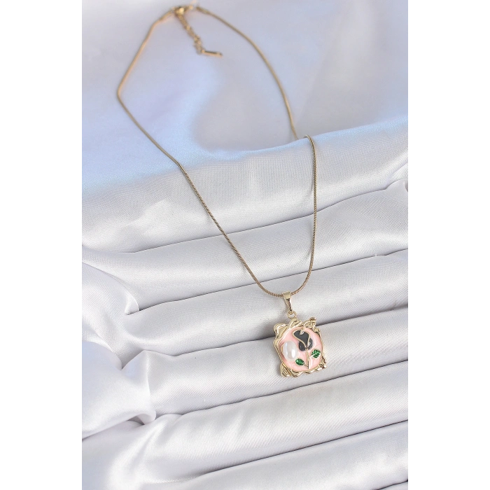 316L Çelik Gold Renk Zincir Pembe Mineli Çiçek İşlemli İnci Detay Portre Model Kadın Kolye