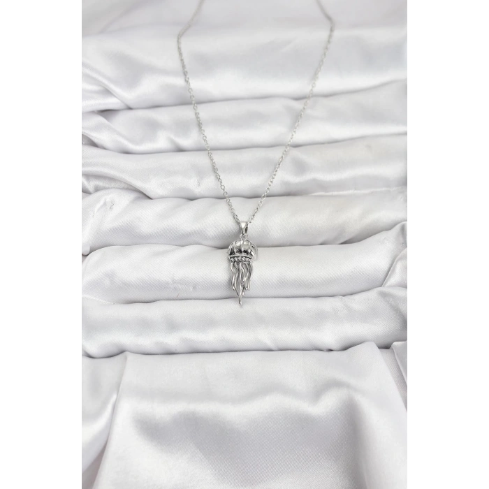 316L Çelik Zincir Gümüş Renk Deniz Anası Model Zirkon Taşlı Kadın Kolye