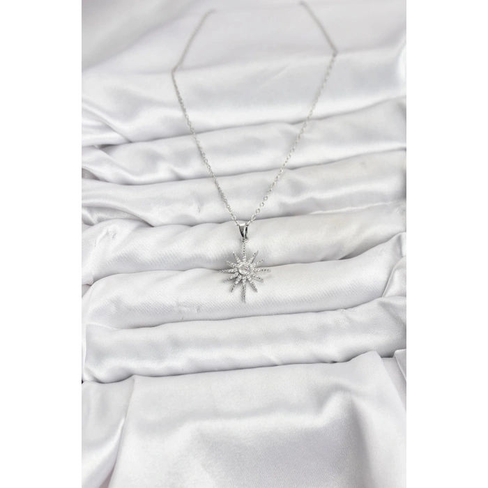 316L Çelik Zincir Gümüş Renk Kutup Yıldızı Model Zirkon Taşlı Kadın Kolye