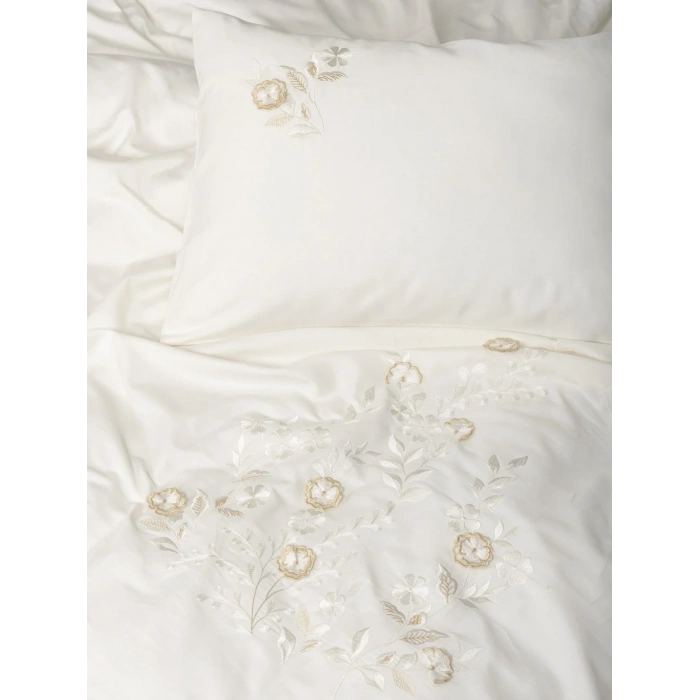 3D Nakışlı Çift Kişilik Saten Nev Takımı Gilded Ekru
