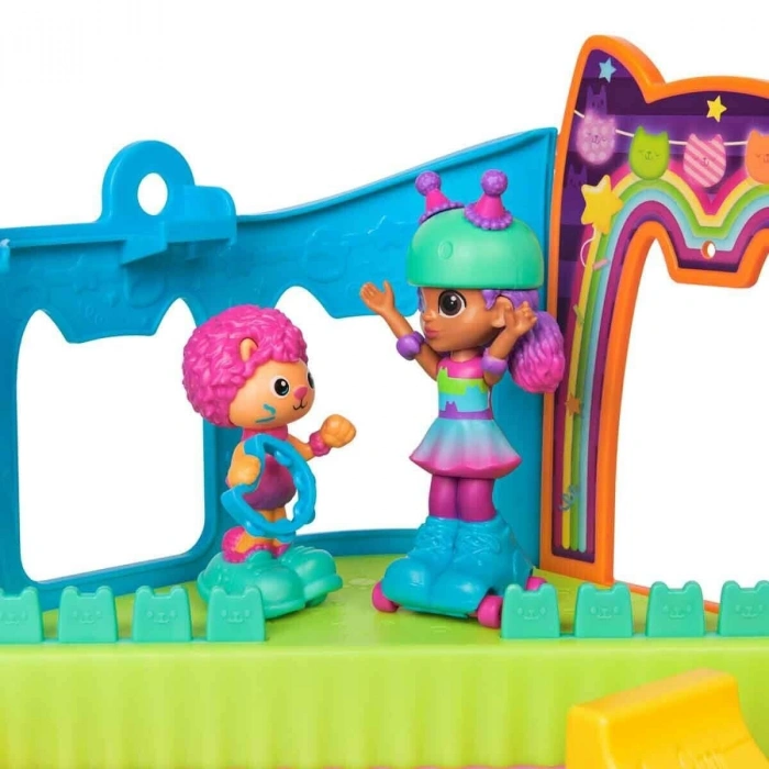 69755 SUN-SPM-FİGÜR OYUN SET GABBY S DOLLHOUSE ÇATI KATI PATEN PARTİSİ