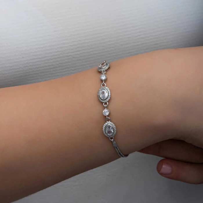 925 Ayar Gümüş Oval Taşlı Kadın Bileklik T8357 (74)